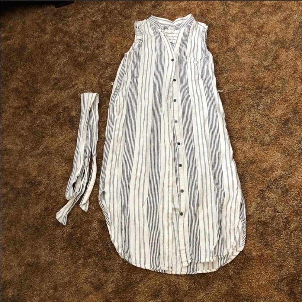 COPY - Gap cotton linen dresses.